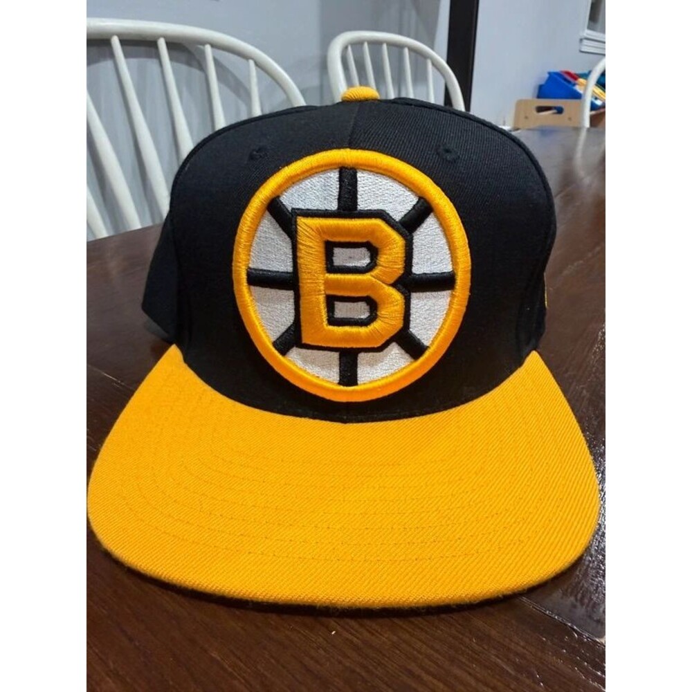 Boston Bruins Mitchell & Ness Snapback Hat Black Gold Green Underbrim NHL